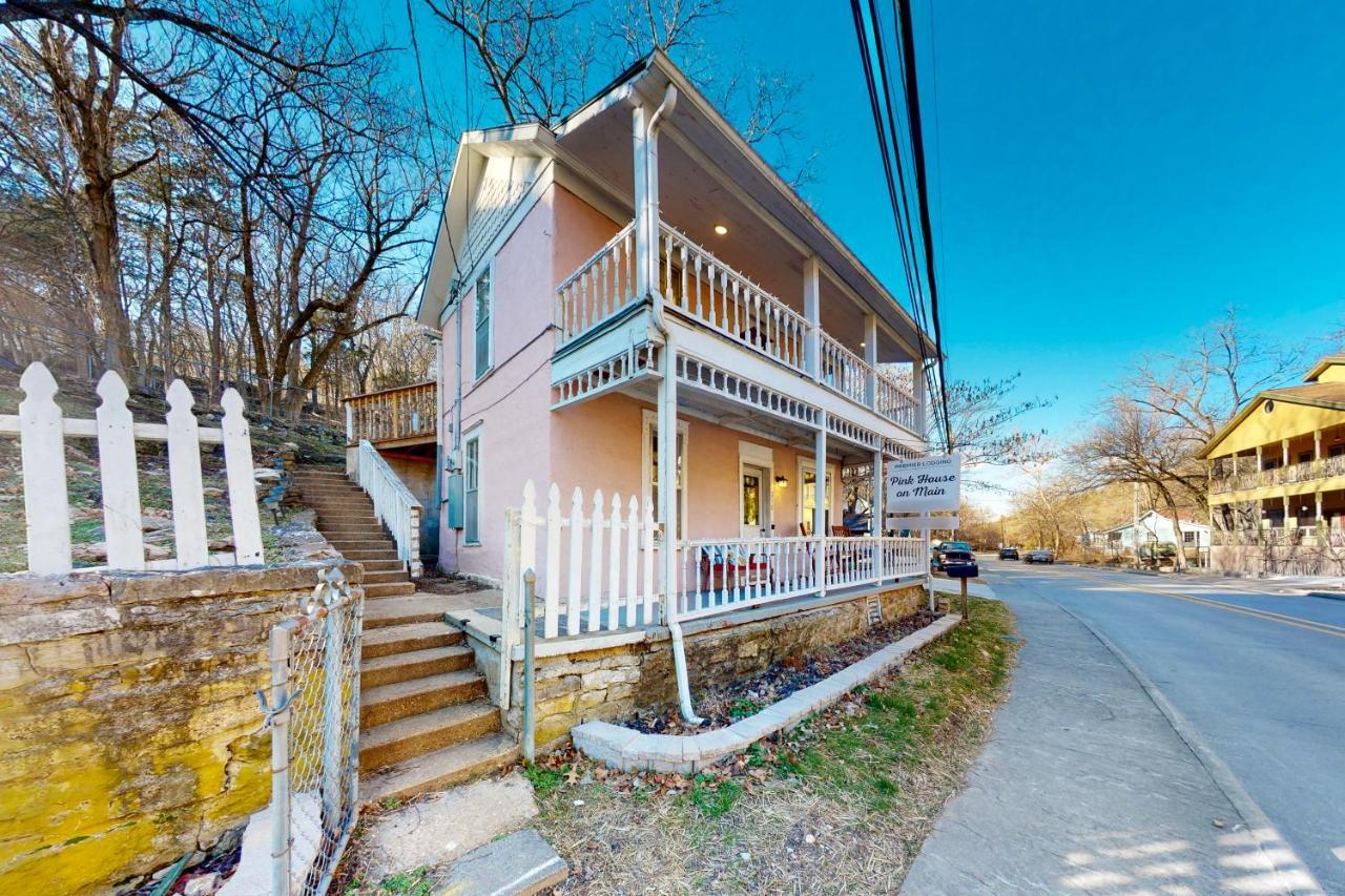 The Pink House On Main - Lower Eureka Springs Exteriér fotografie